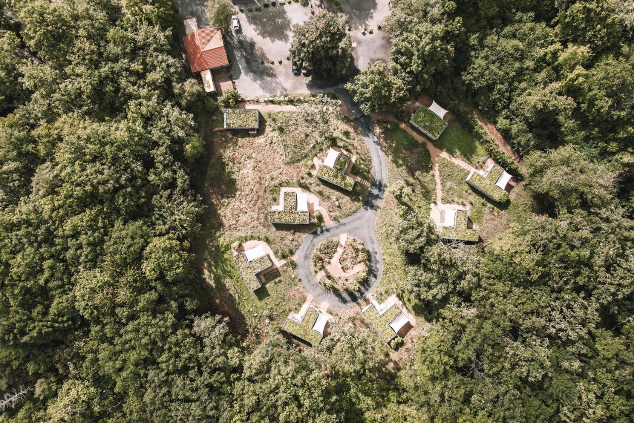 Volvic Organic Resort Buitenkant foto
